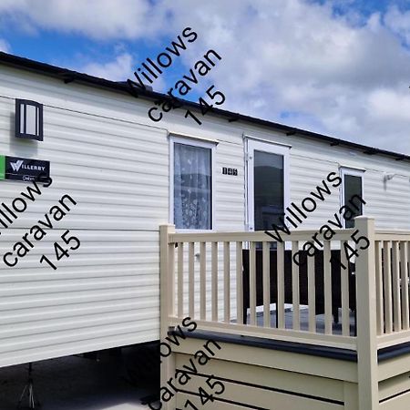 Willows Caravan 145 Llanddwywe Zewnętrze zdjęcie